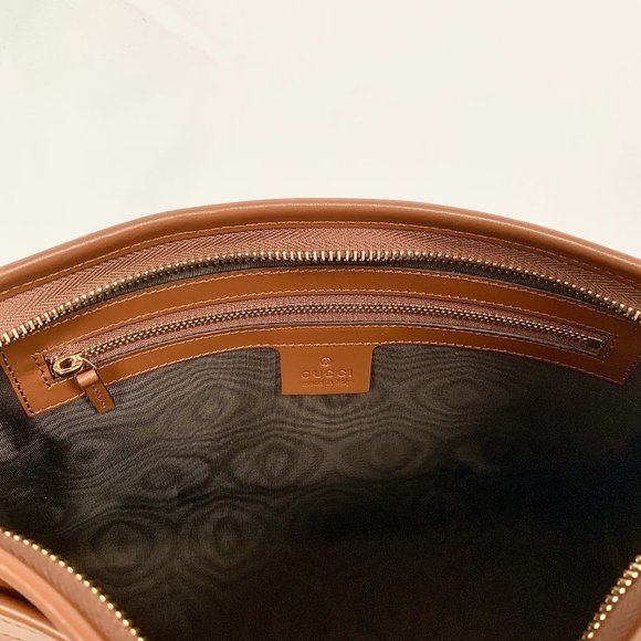 Gucci Metallic Print Logo Smooth Leather Clutch in Brown NEW IN BOX WITH DUSTBAG - Picture 9 of 11